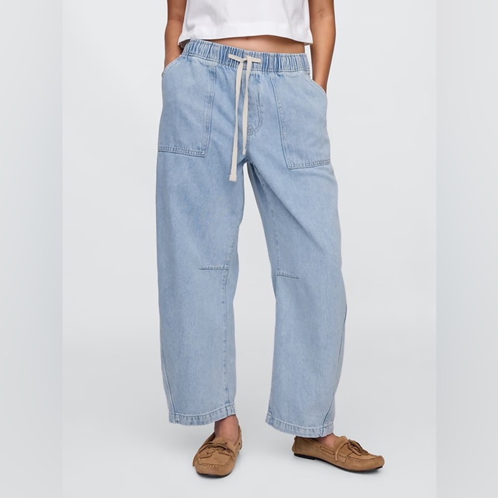 GAP Mid Rise SuperSoft Pull-On Barrel Jeans